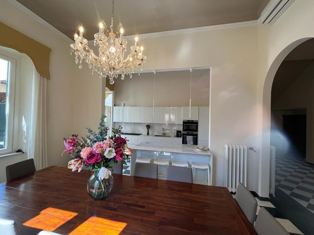 Villa Giulia Bnb Viareggio Extérieur photo