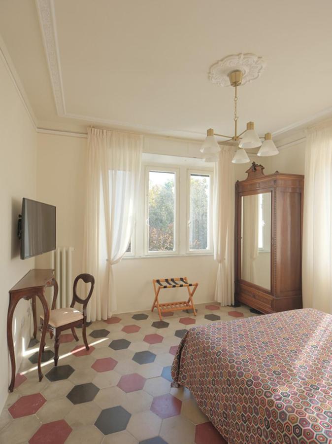 Villa Giulia Bnb Viareggio Extérieur photo